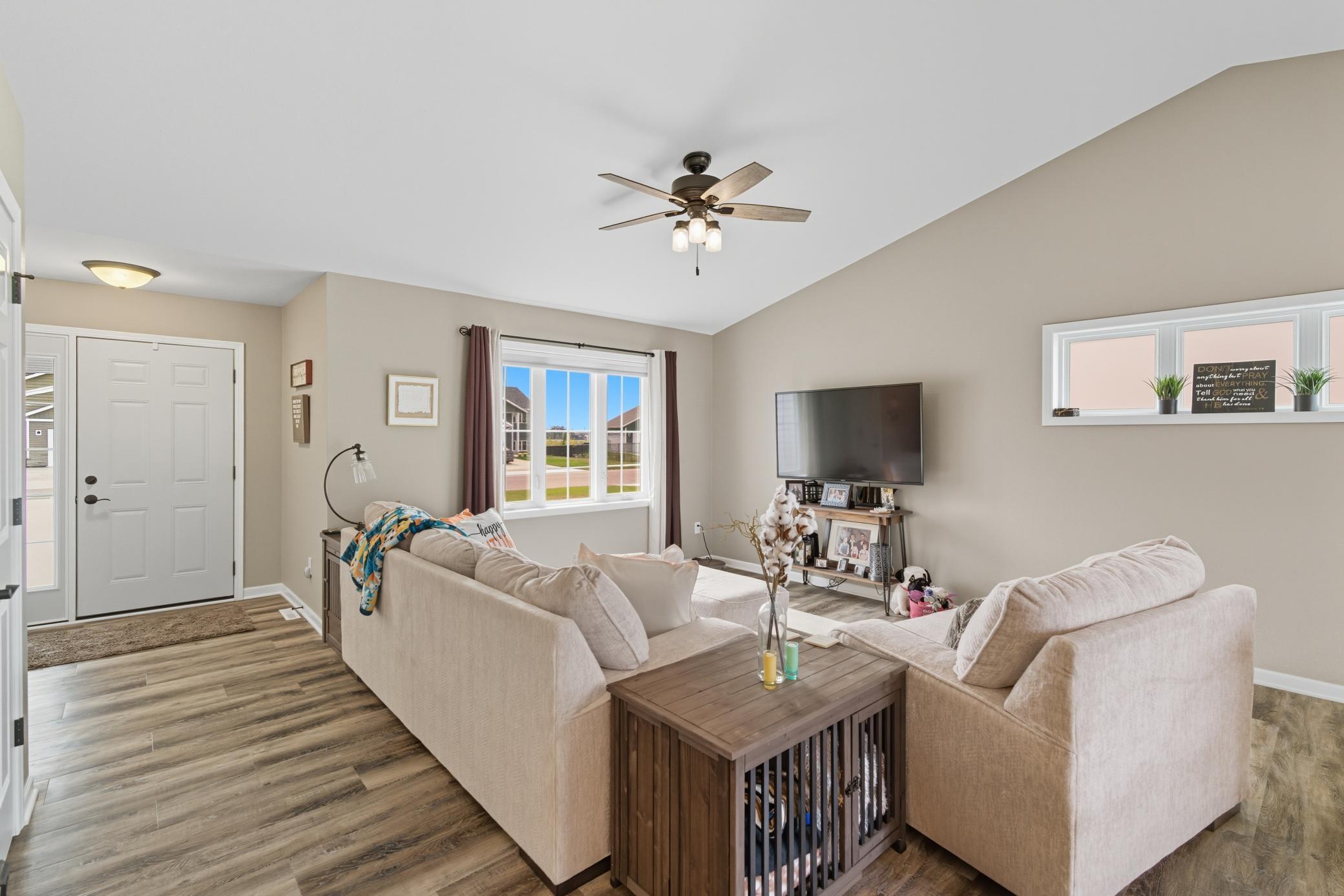 _AND1643.jpg