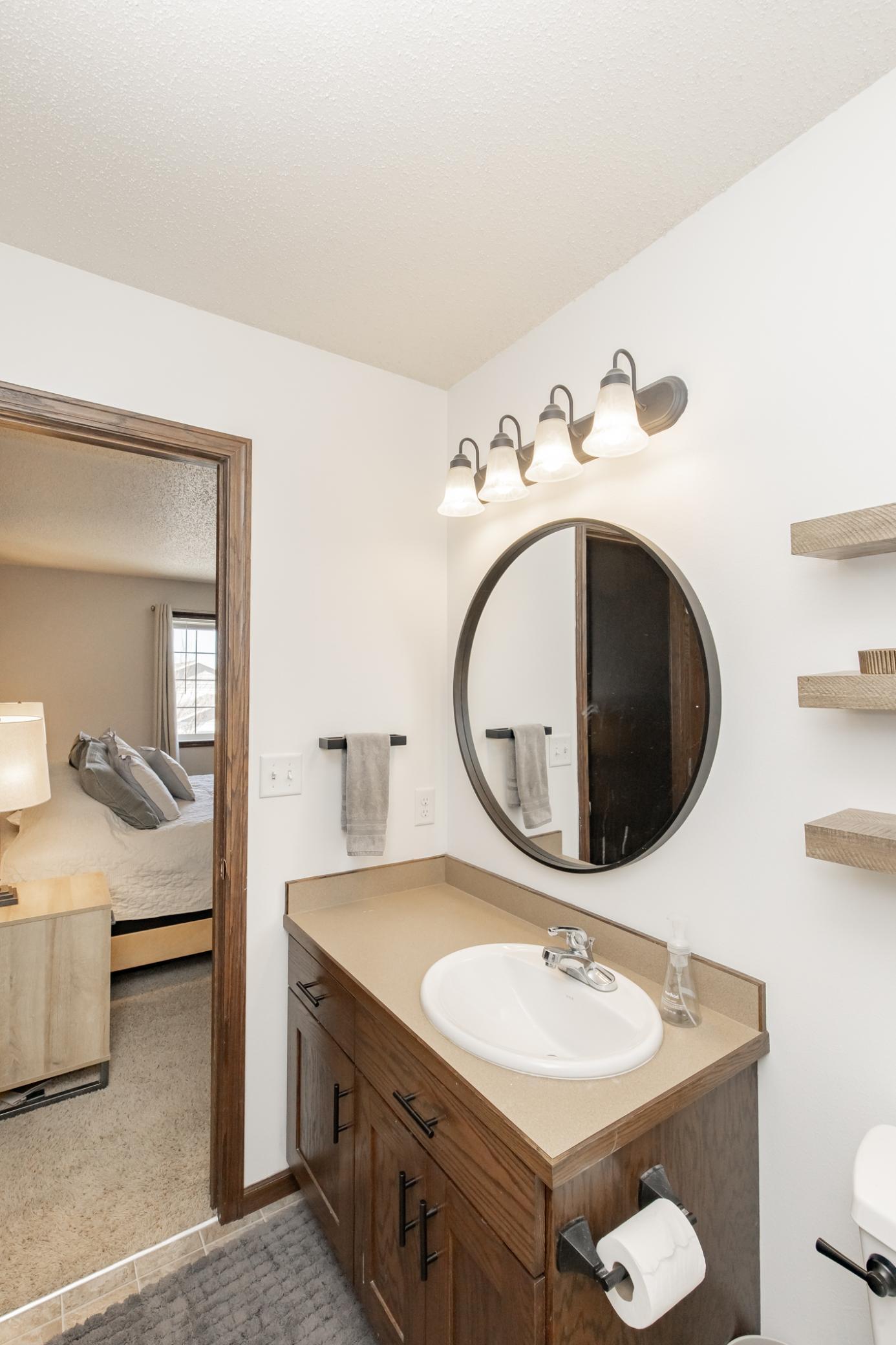 Bathroom - Primary Bedroom