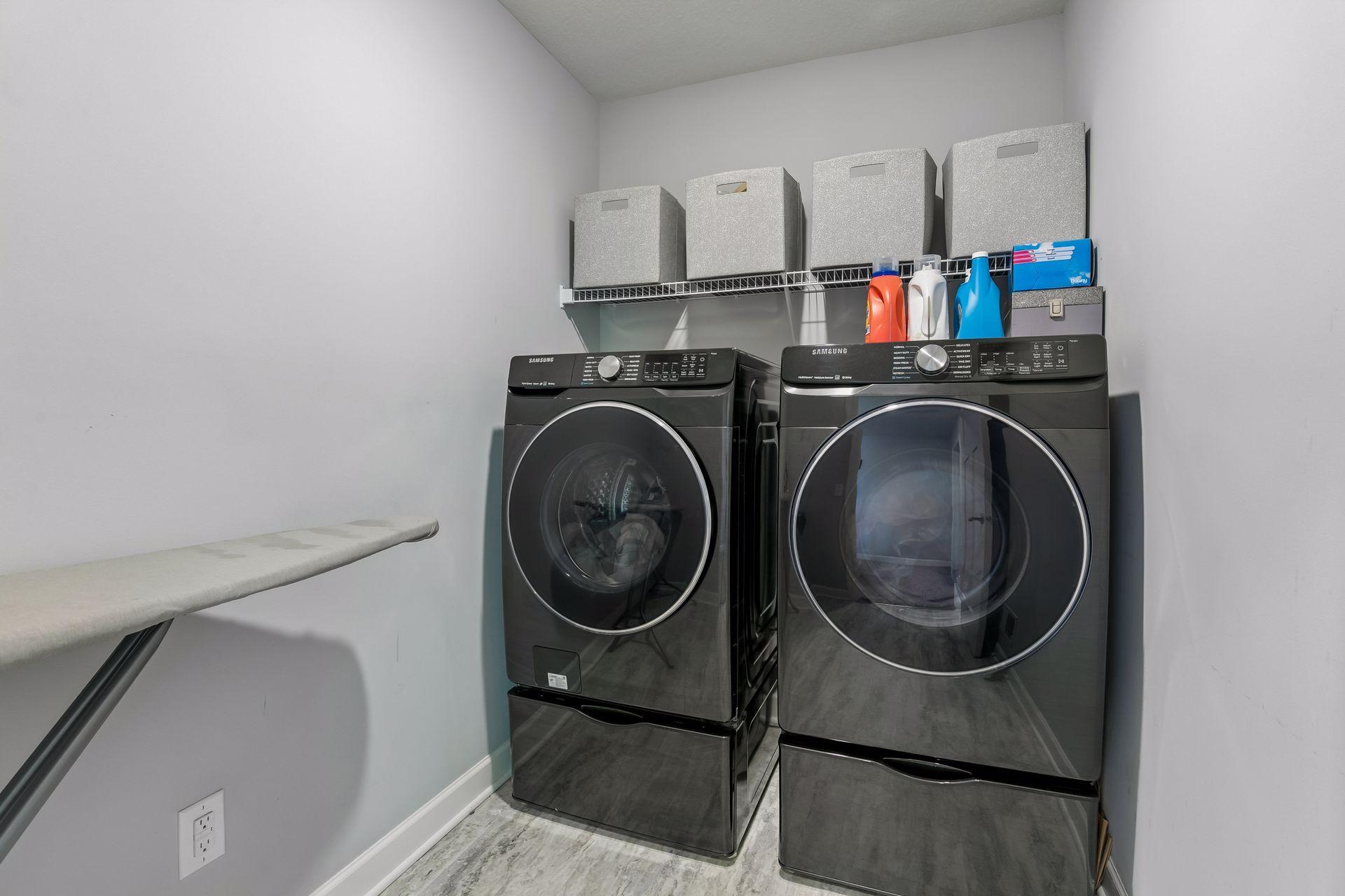 2nd floor laundry!