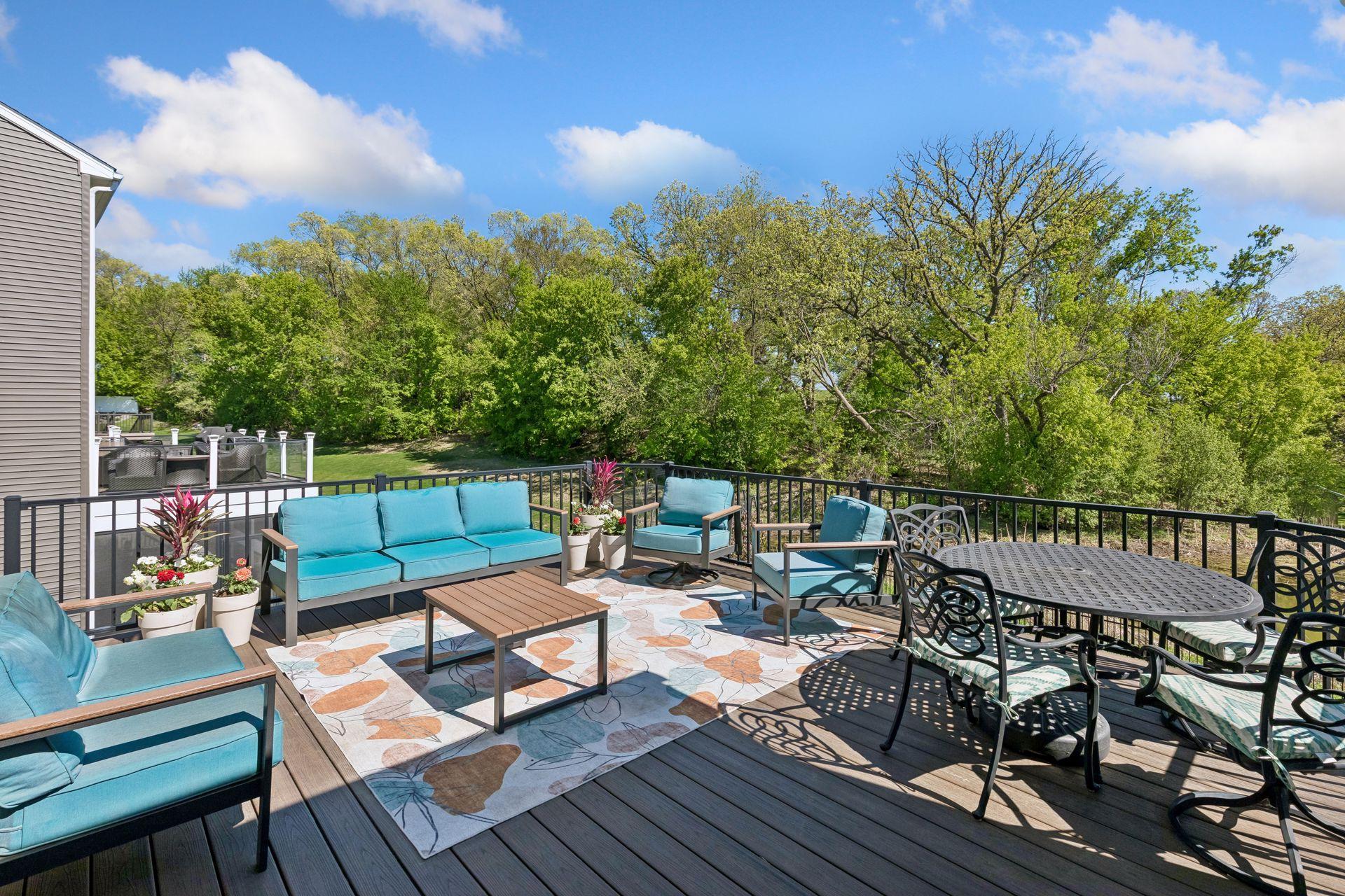 Huge maintenance free deck off morning room