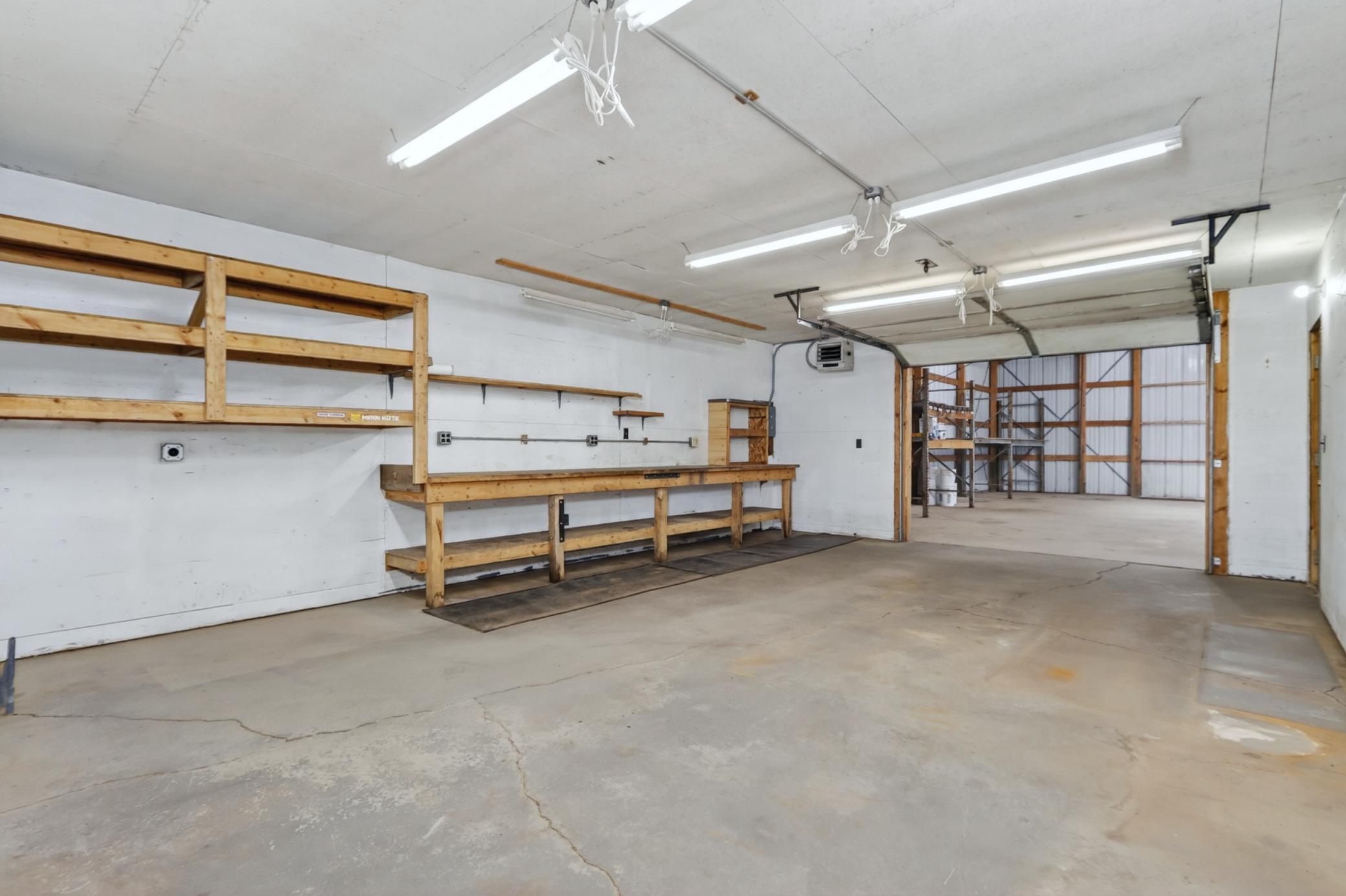 Heated work shop inside Morton