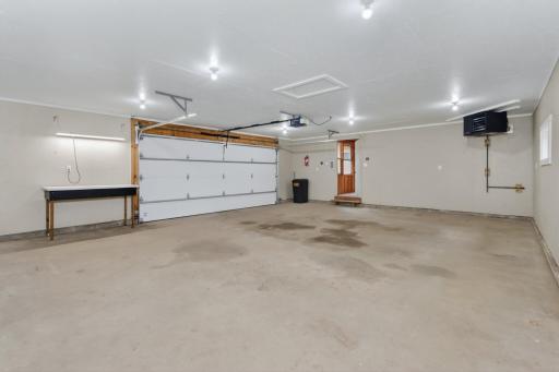39337 S Sugar Lane, Cohasset, MN 55721
