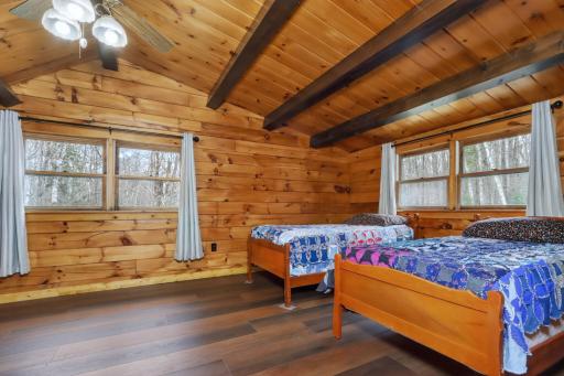 39337 S Sugar Lane, Cohasset, MN 55721