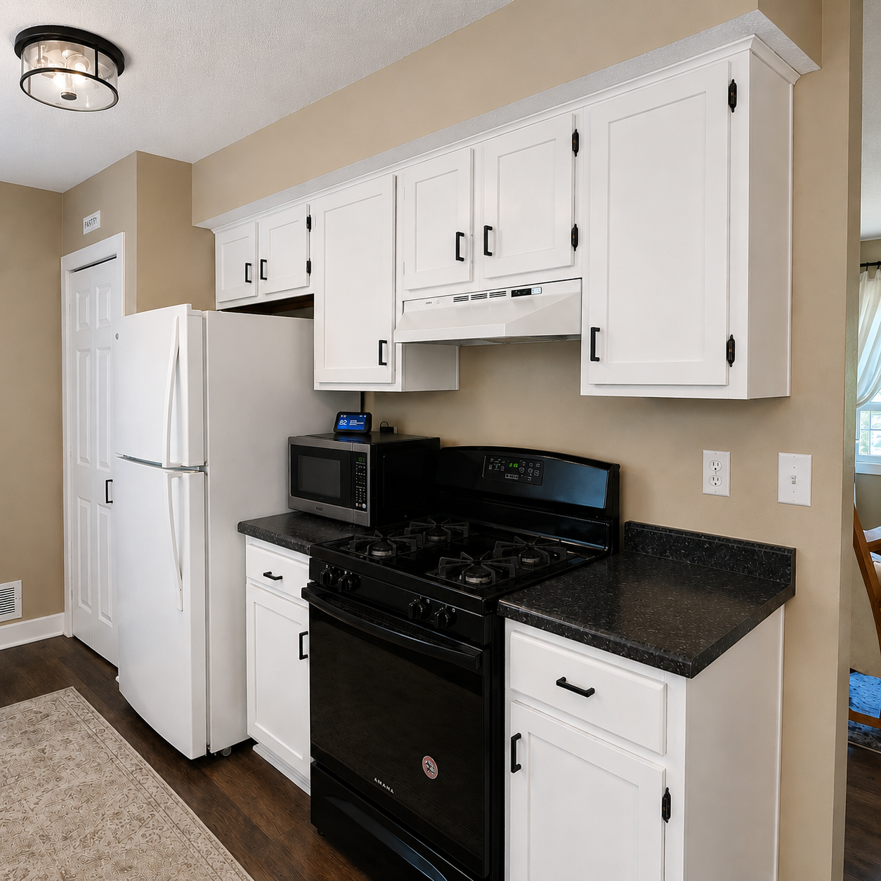 Right Side of Kitchen Cabinets