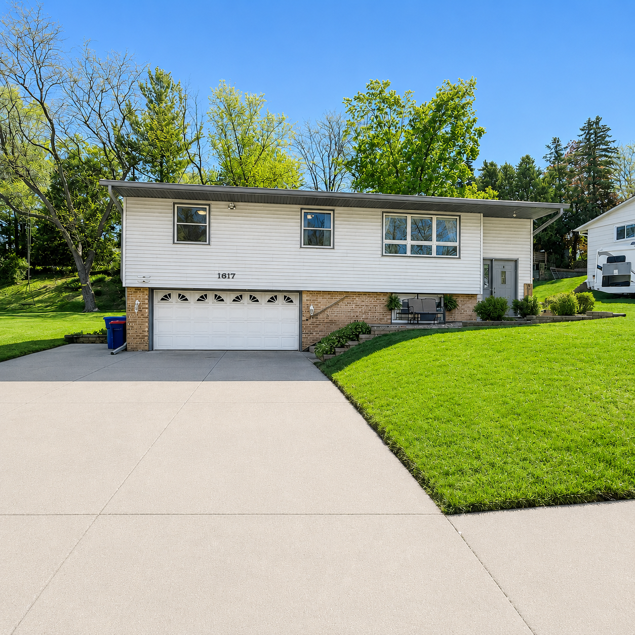 Make this House your New HOME!
