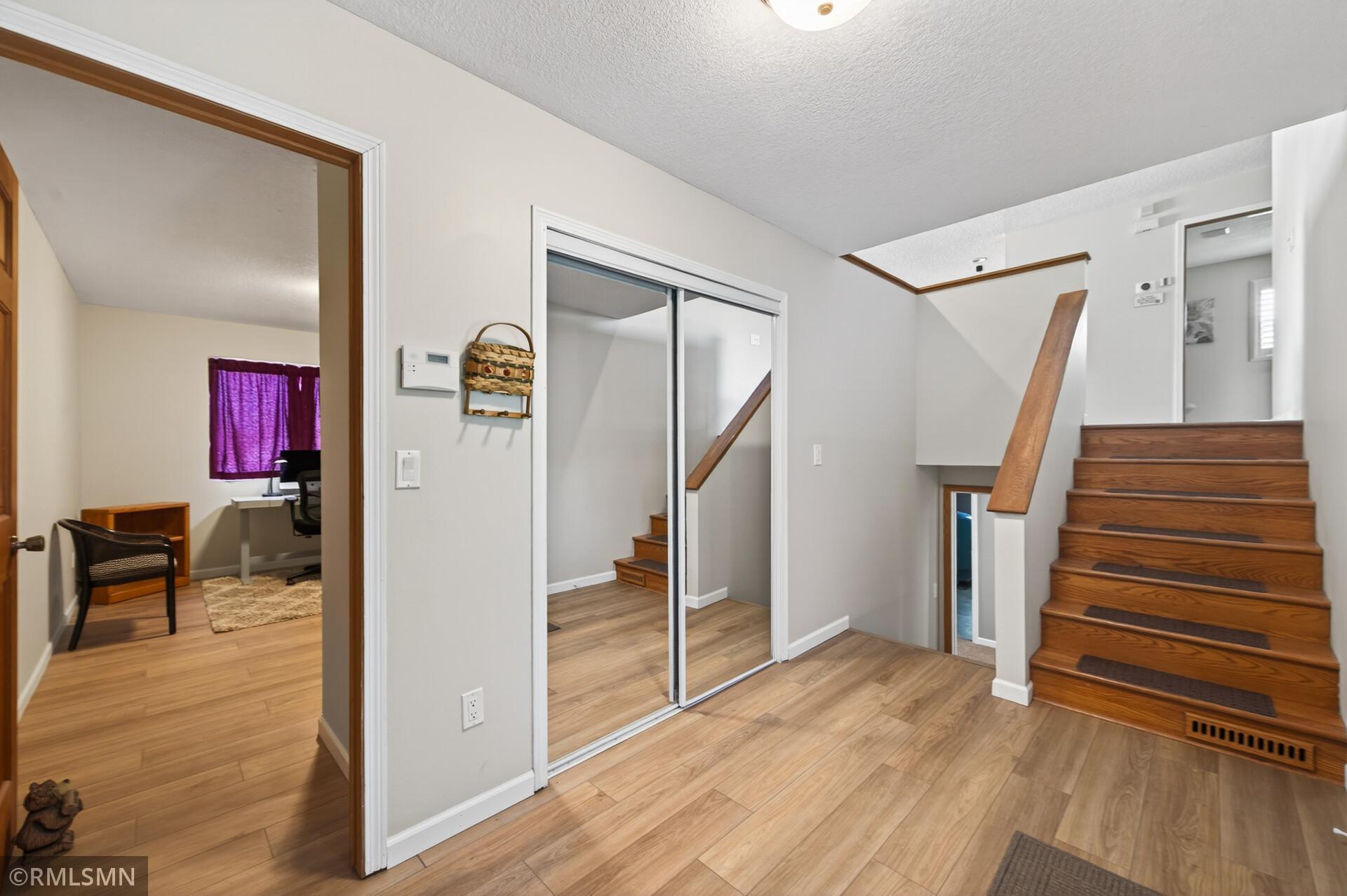 11_14331_Armstrong_blvd11_mls.jpg
