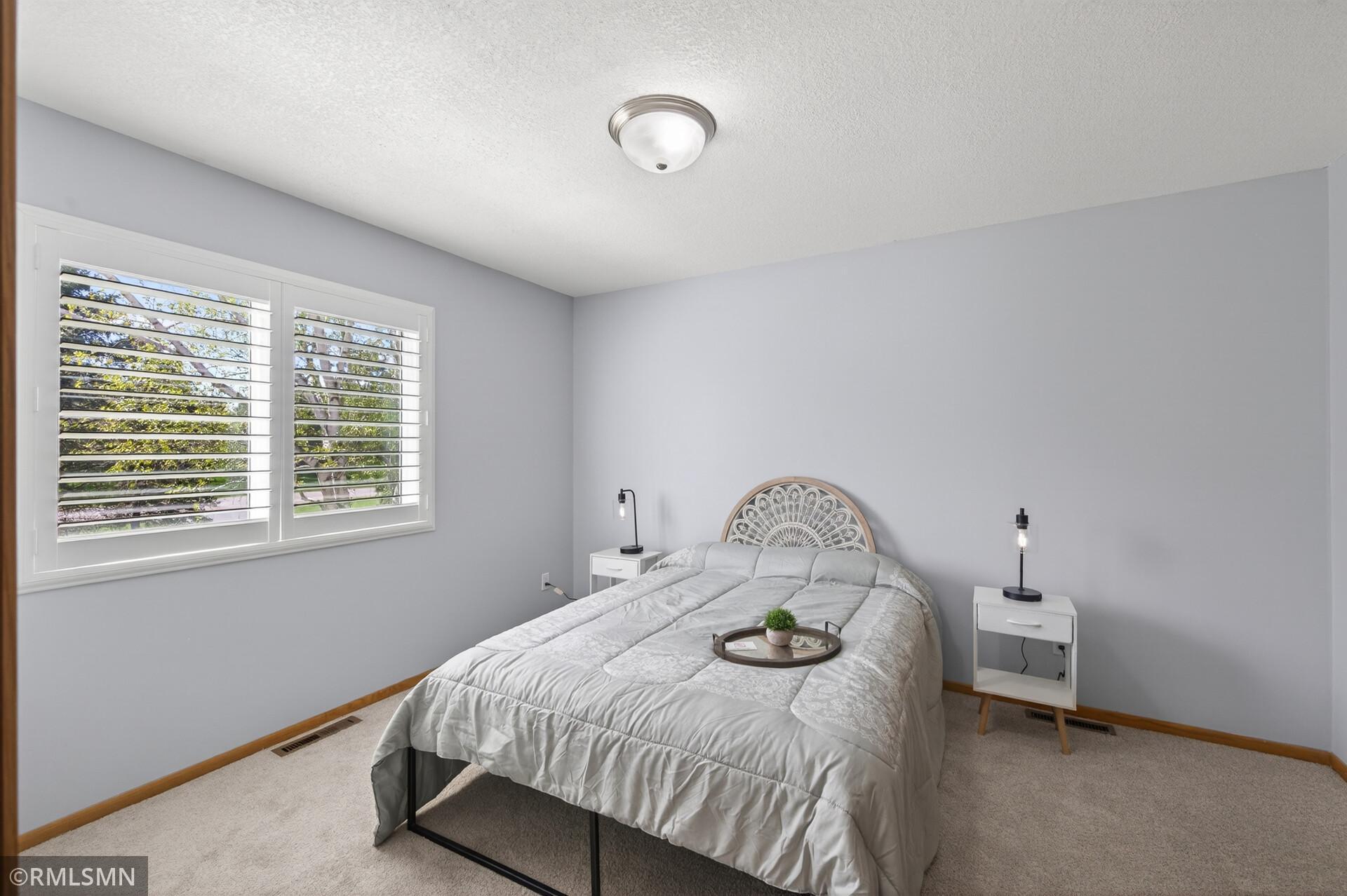27_14331_Armstrong_blvd27_mls.jpg