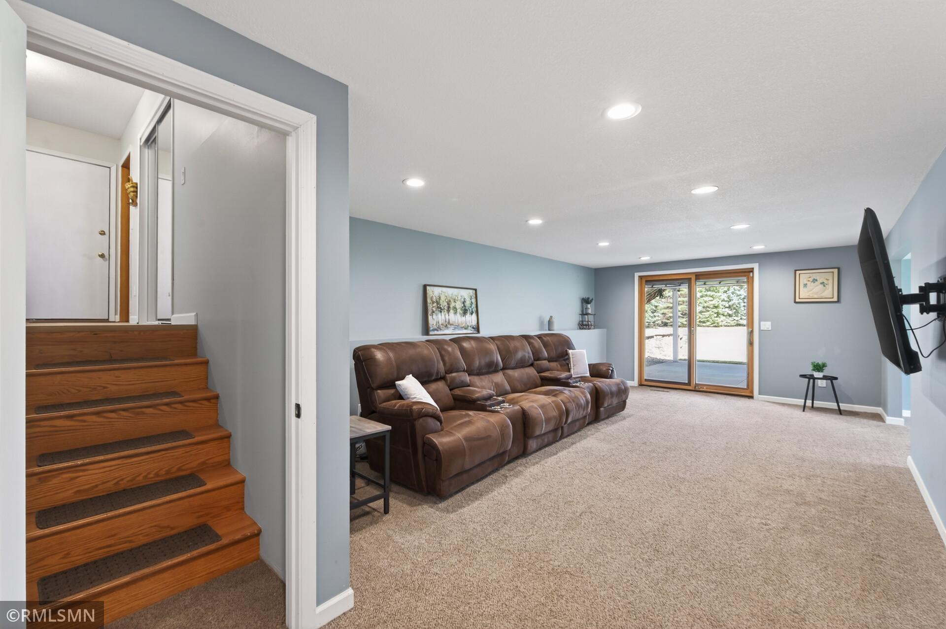 29_14331_Armstrong_blvd29_mls.jpg