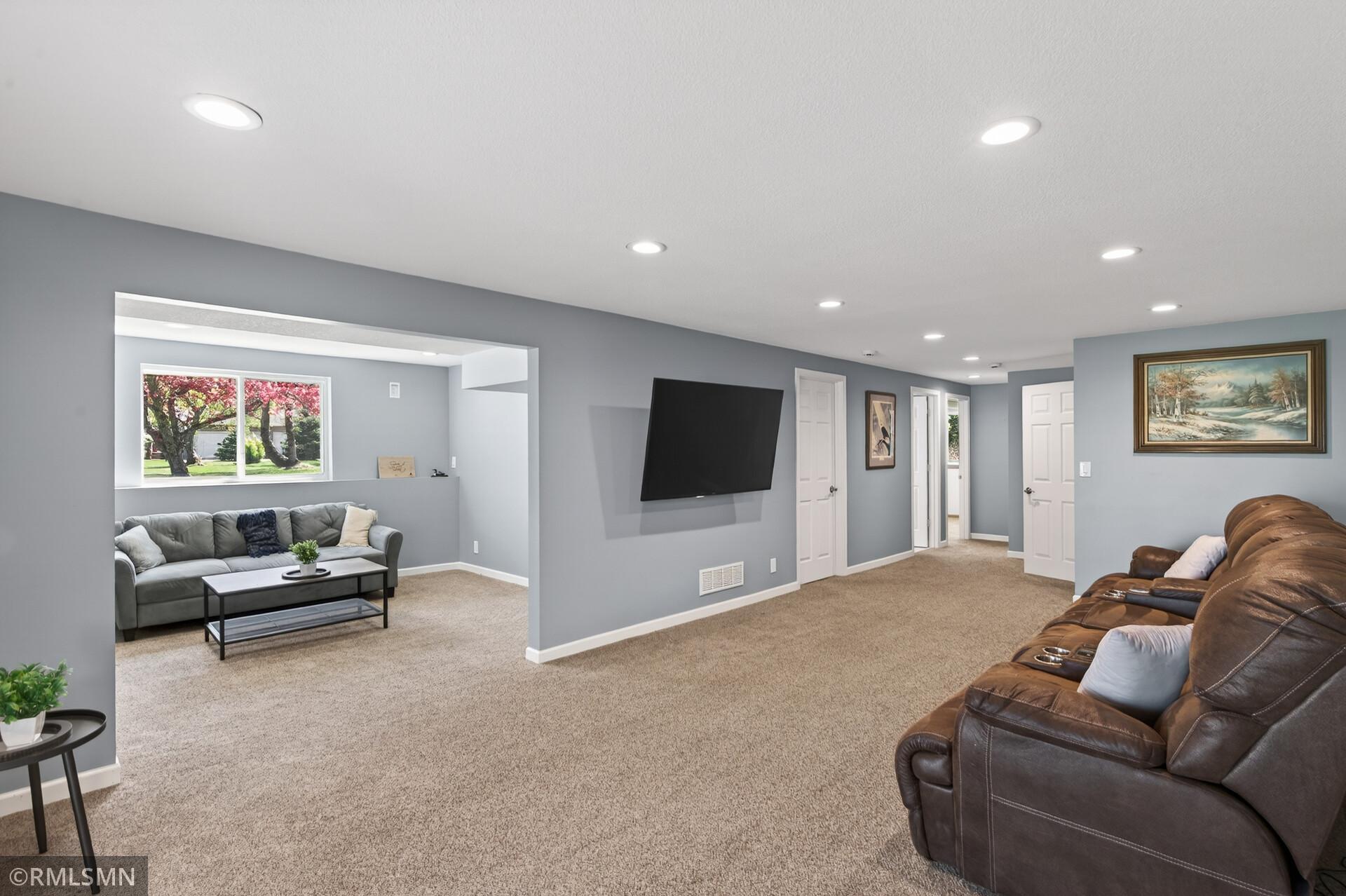 31_14331_Armstrong_blvd31_mls.jpg