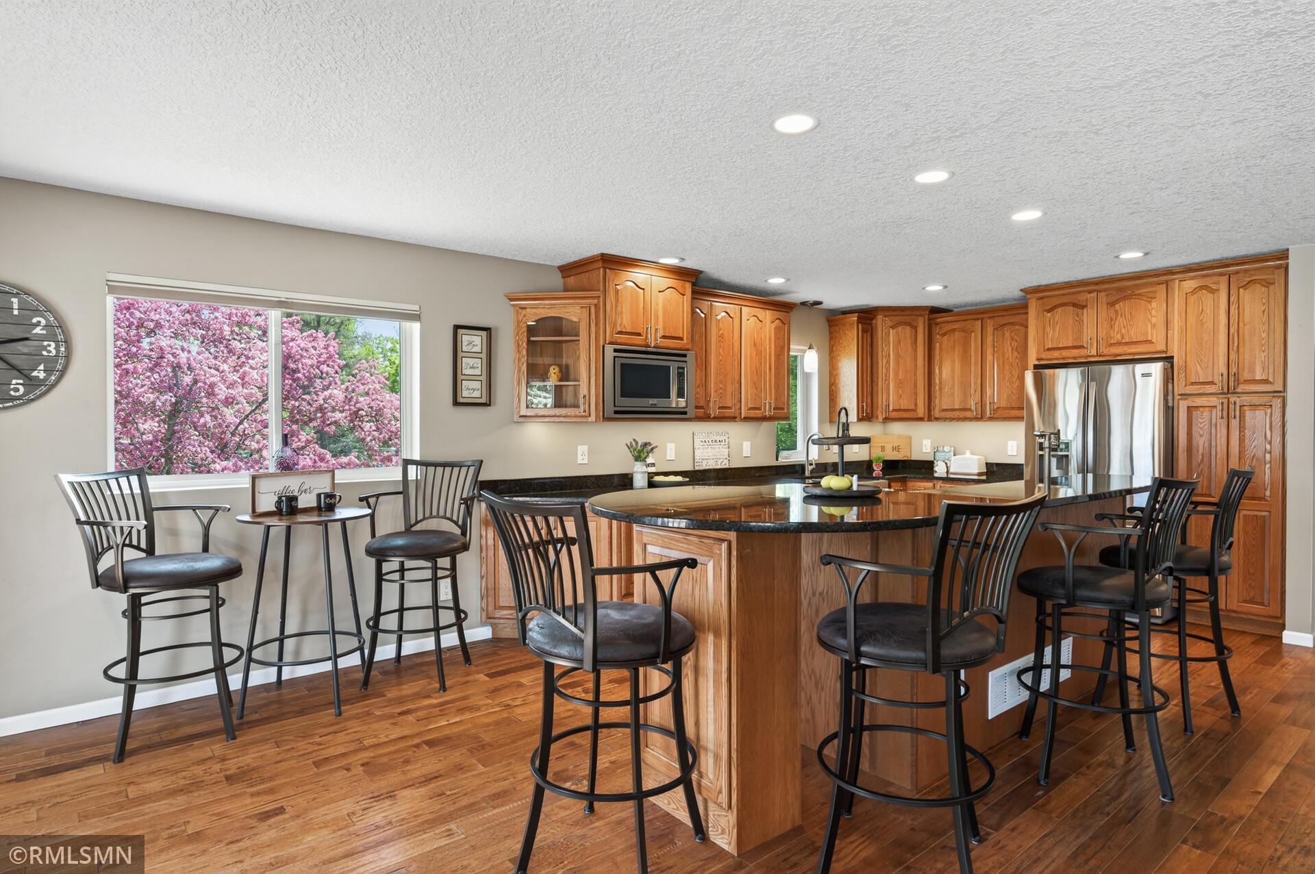 14_14331_Armstrong_blvd14_mls.jpg
