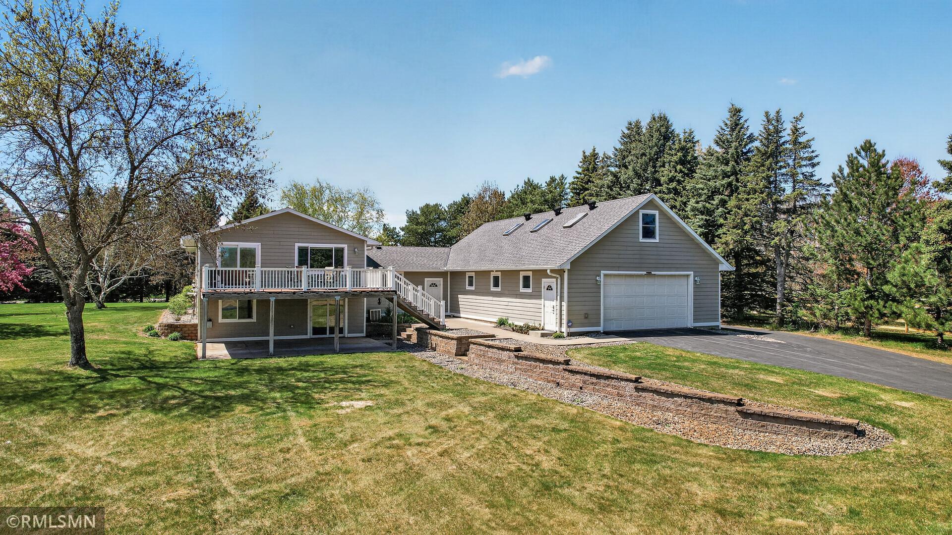 63_14331_Armstrong_blvd63_mls.jpg
