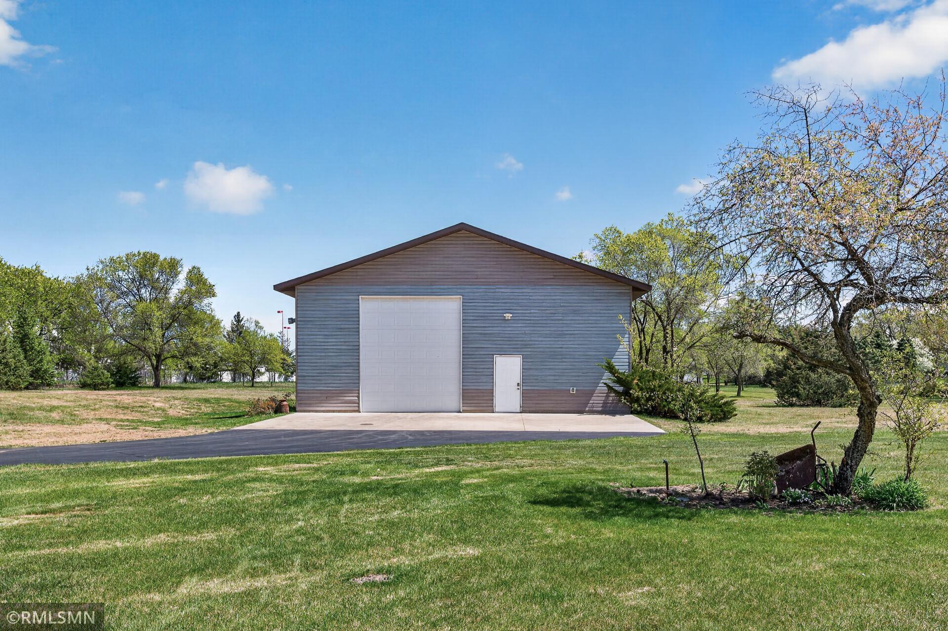 52_14331_Armstrong_blvd52_mls.jpg
