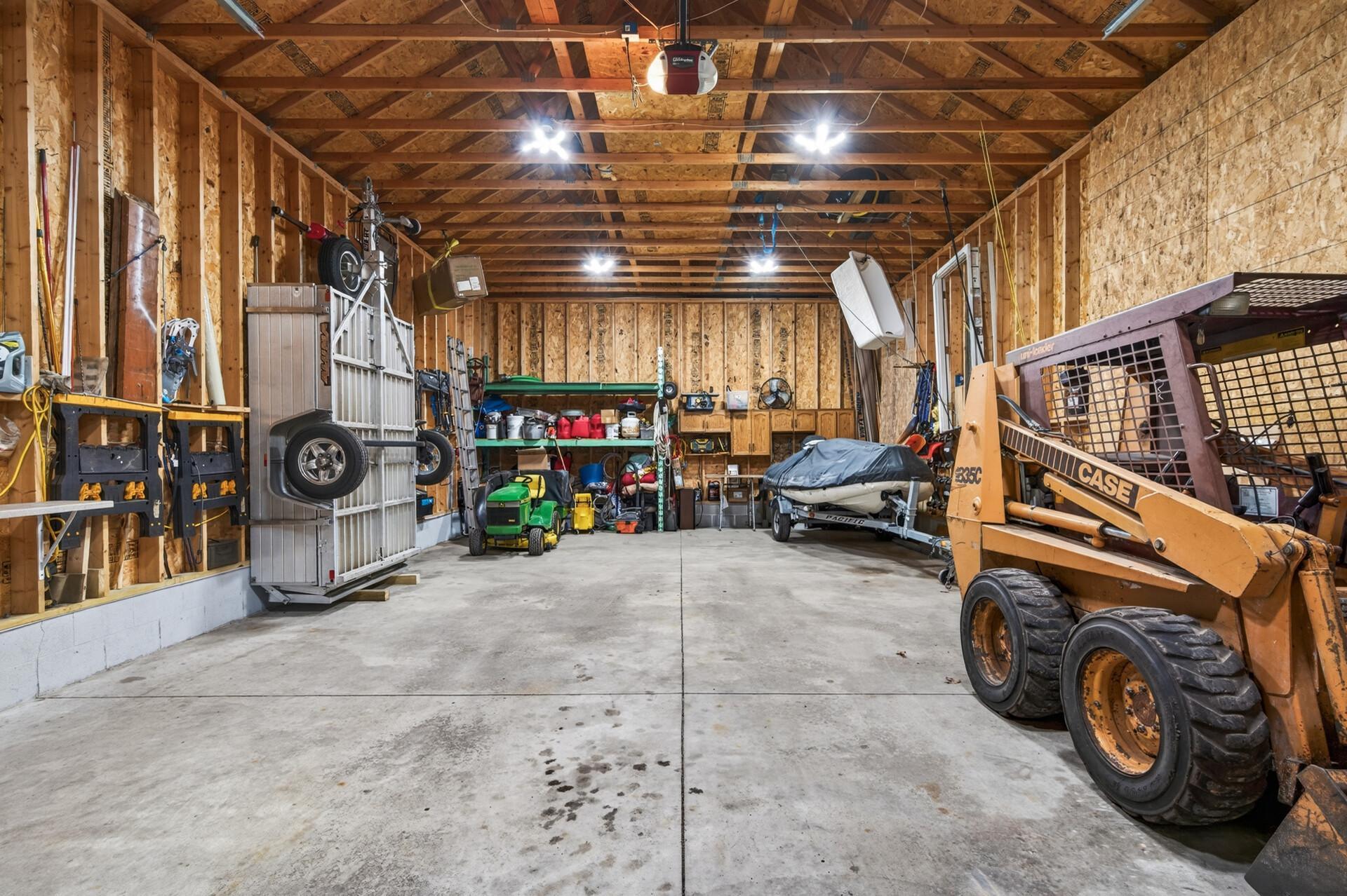 Detached garage 3.jpg