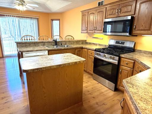 18400 Shorewood Court NW, Bemidji, MN 56601