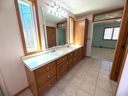 18400 Shorewood Court NW, Bemidji, MN 56601