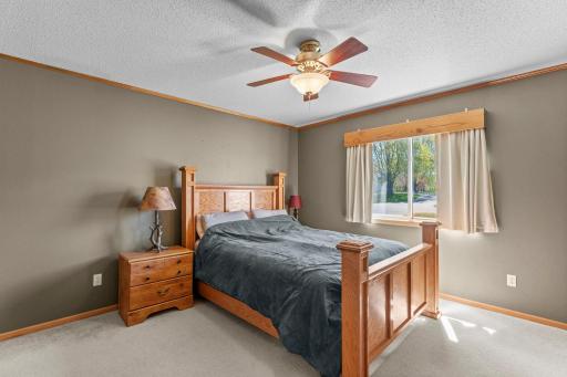 5916 Galaxy Road, Saint Cloud, MN 56301