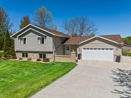 5916 Galaxy Road, Saint Cloud, MN 56301