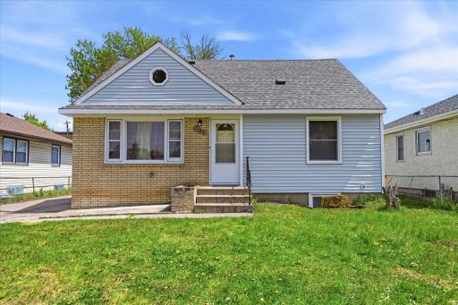 1188 Arundel Street, Saint Paul, MN 55117