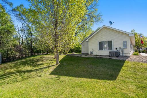 No neighbors to the north provide extra privacy, making this truly a one-of-a-kind detached townhouse. Enjoy maintenance-free living with no shoveling or mowing â just relax and enjoy your lifestyle.
