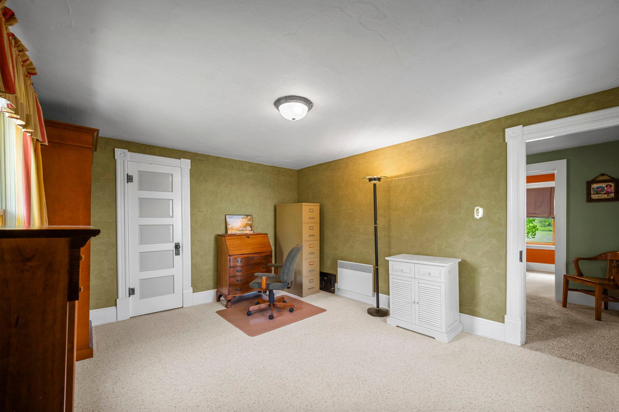 58-web-or-mls-8711 County Rd 7 NW-220.jpg