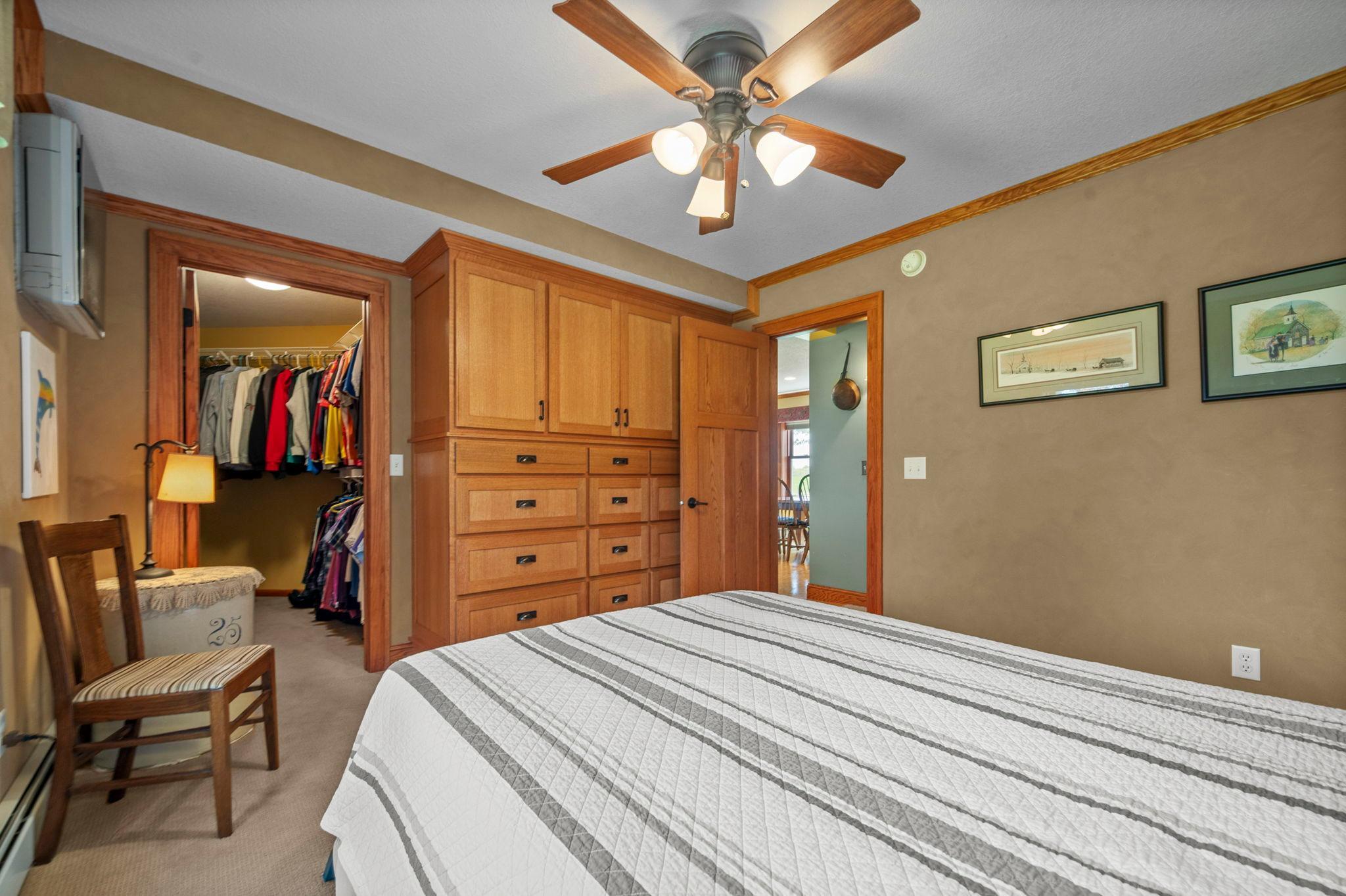 52-web-or-mls-8711 County Rd 7 NW-199.jpg