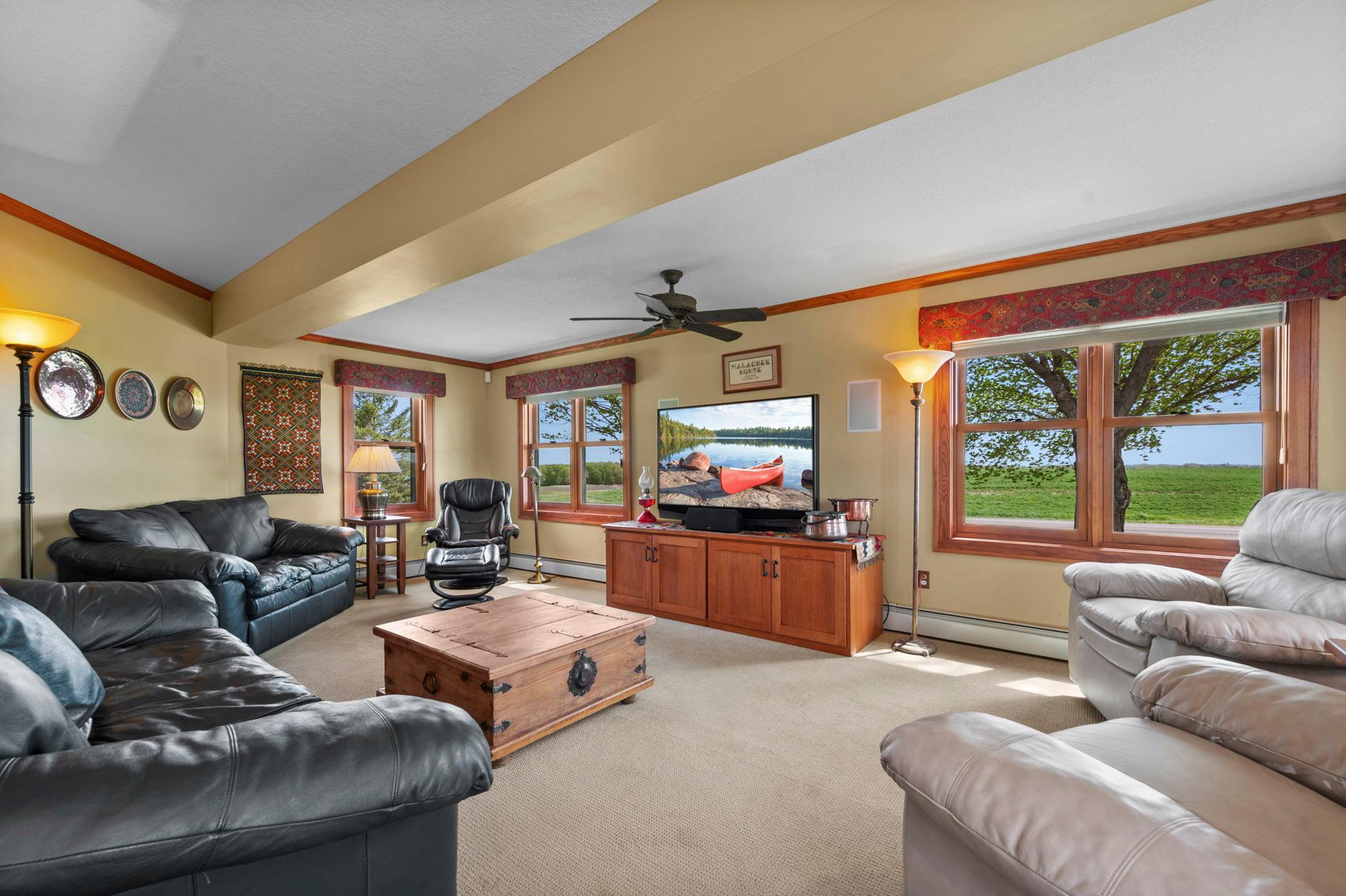 29-web-or-mls-8711 County Rd 7 NW-150.jpg