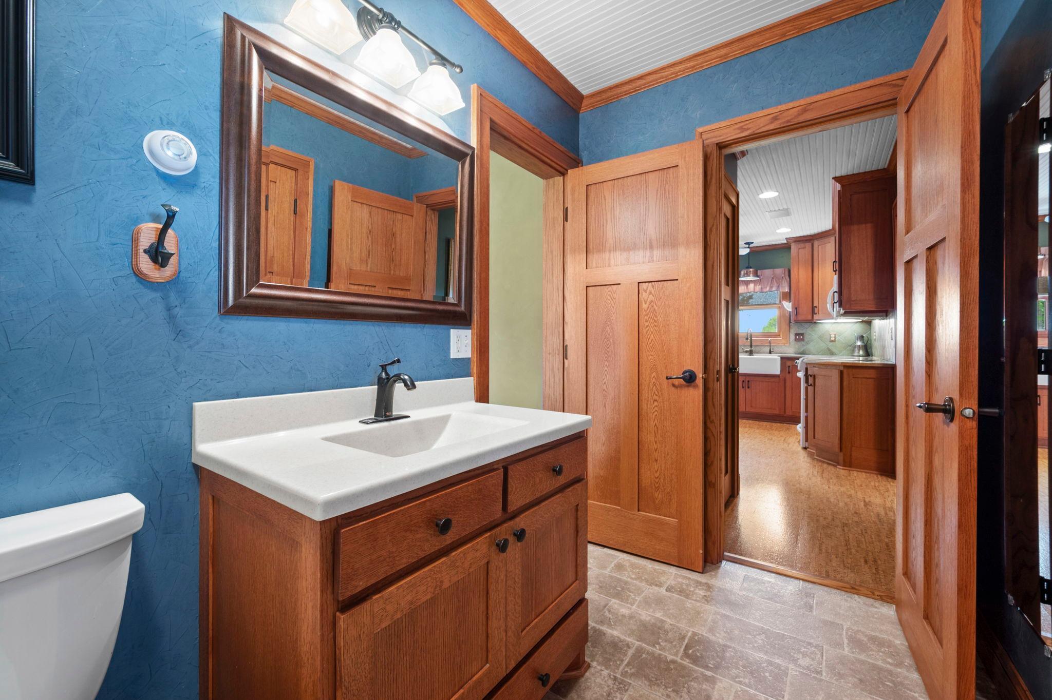 55-web-or-mls-8711 County Rd 7 NW-119.jpg