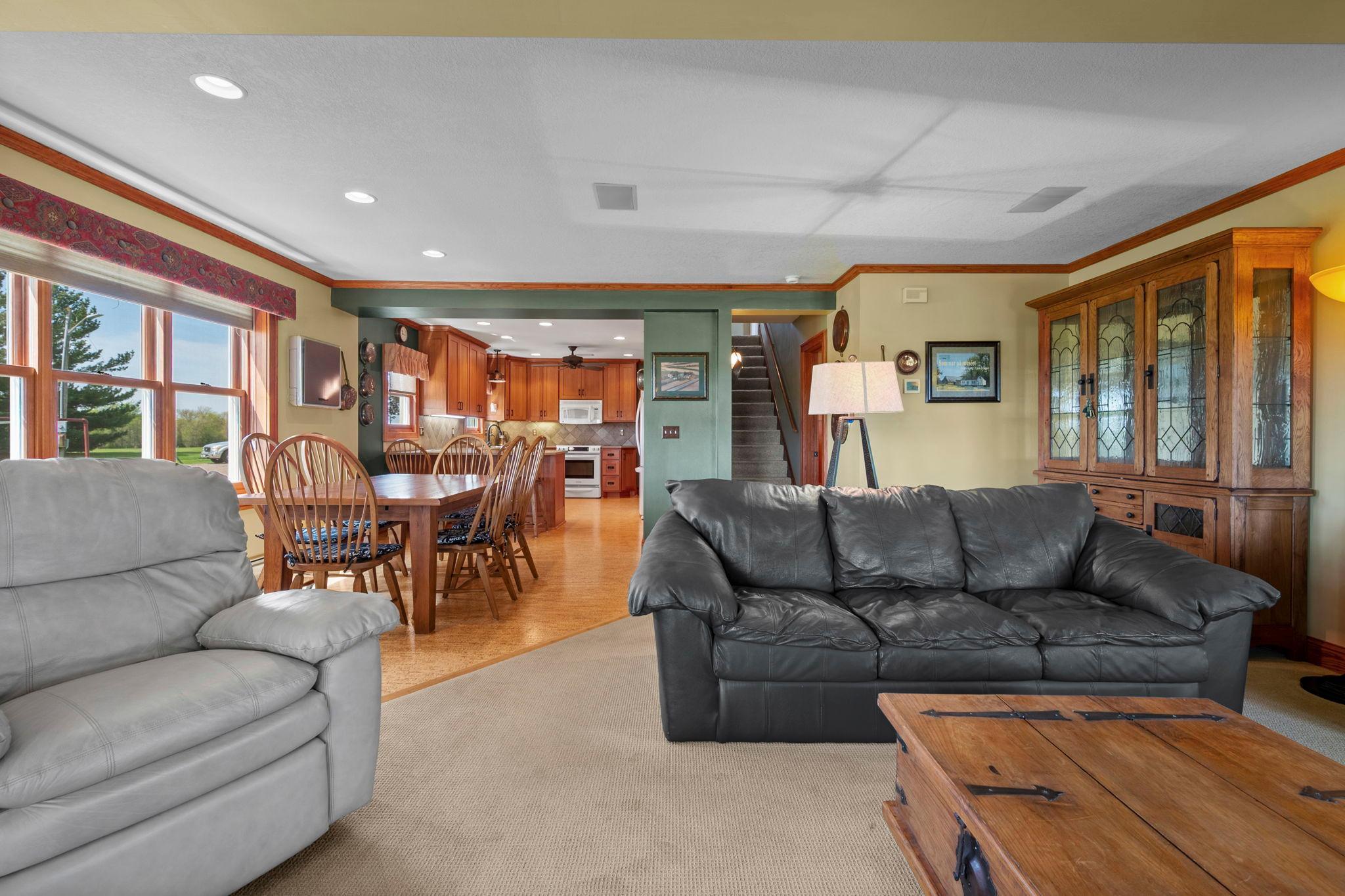35-web-or-mls-8711 County Rd 7 NW-179.jpg