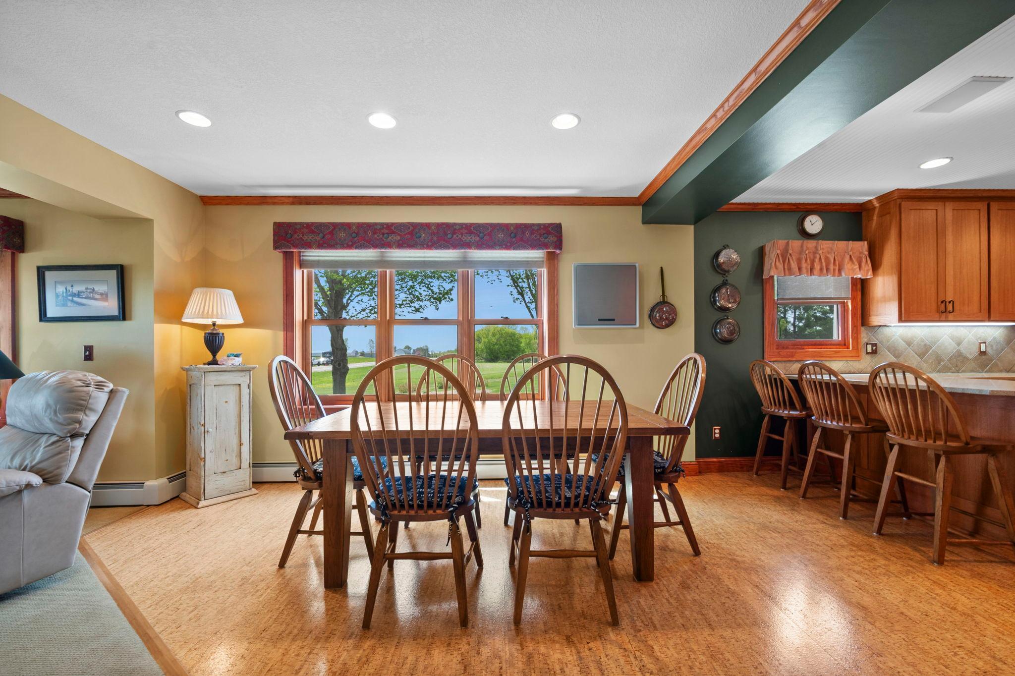 37-web-or-mls-8711 County Rd 7 NW-130.jpg