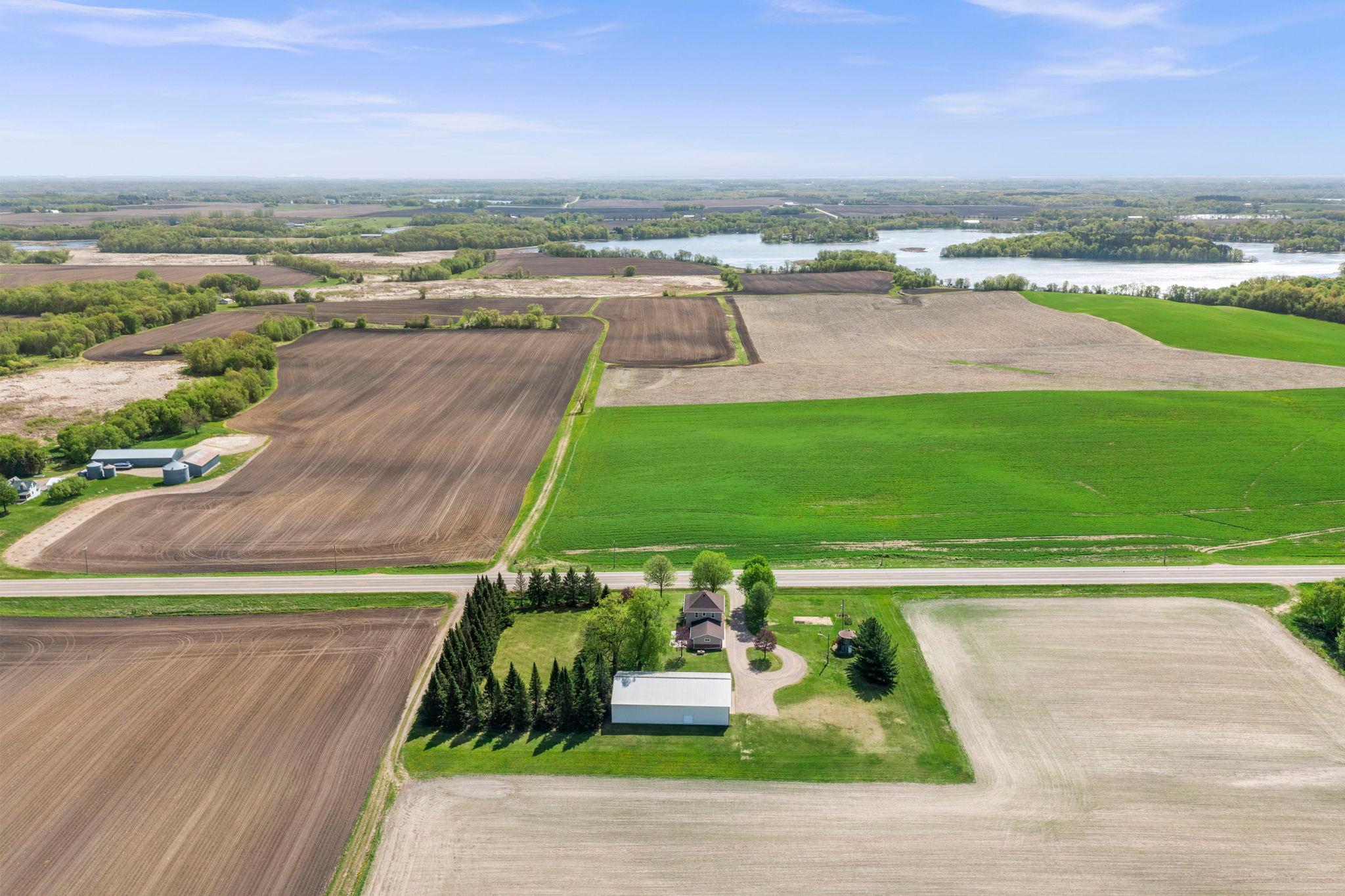 101-web-or-mls-8711 County Rd 7 NW-341.jpg