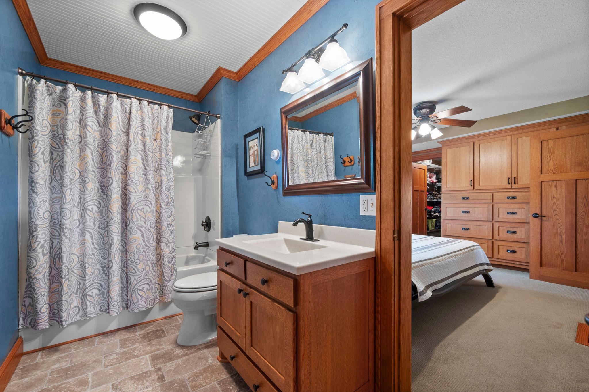 54-web-or-mls-8711 County Rd 7 NW-114.jpg