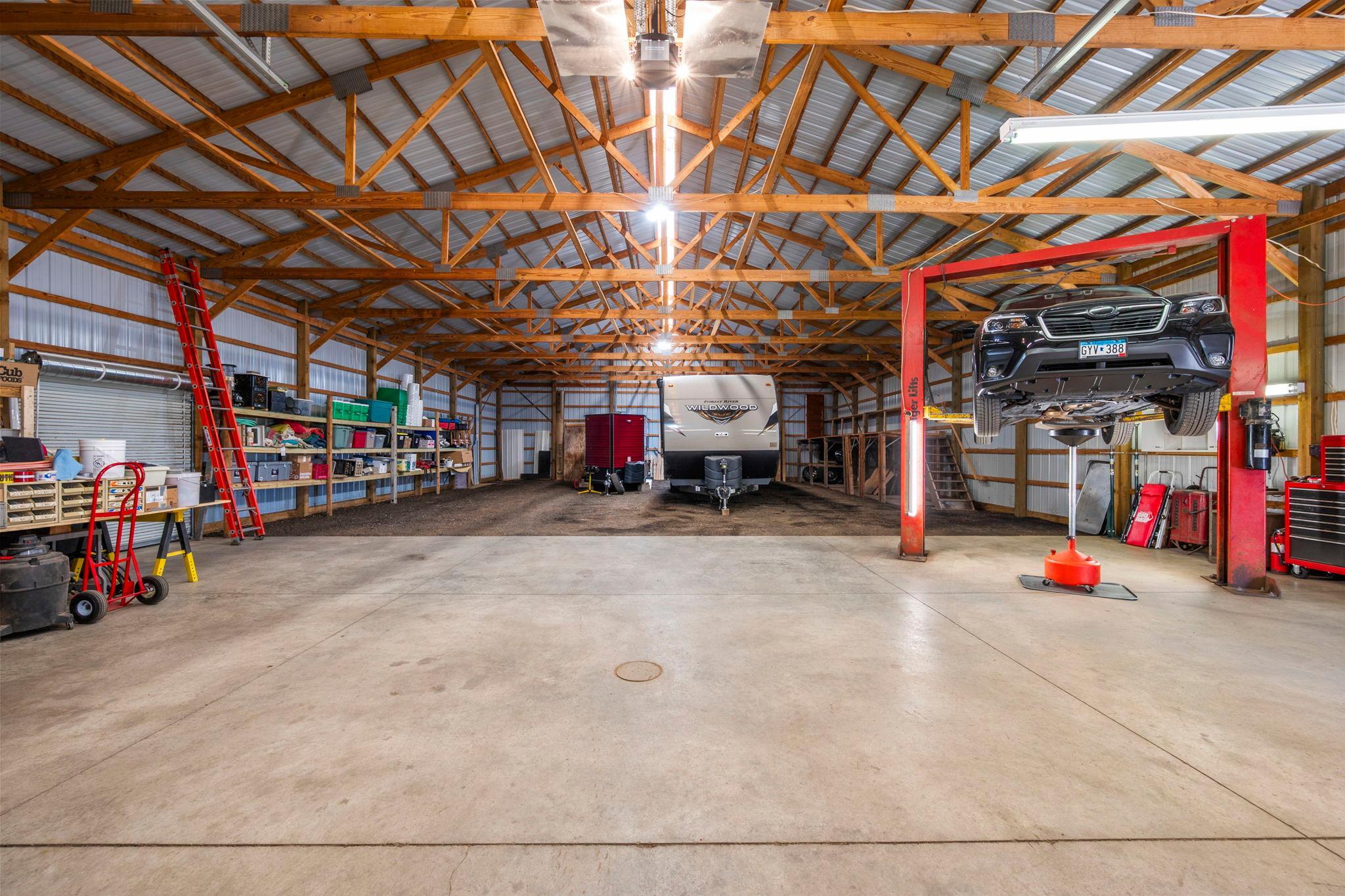 89-web-or-mls-8711 County Rd 7 NW-302.jpg