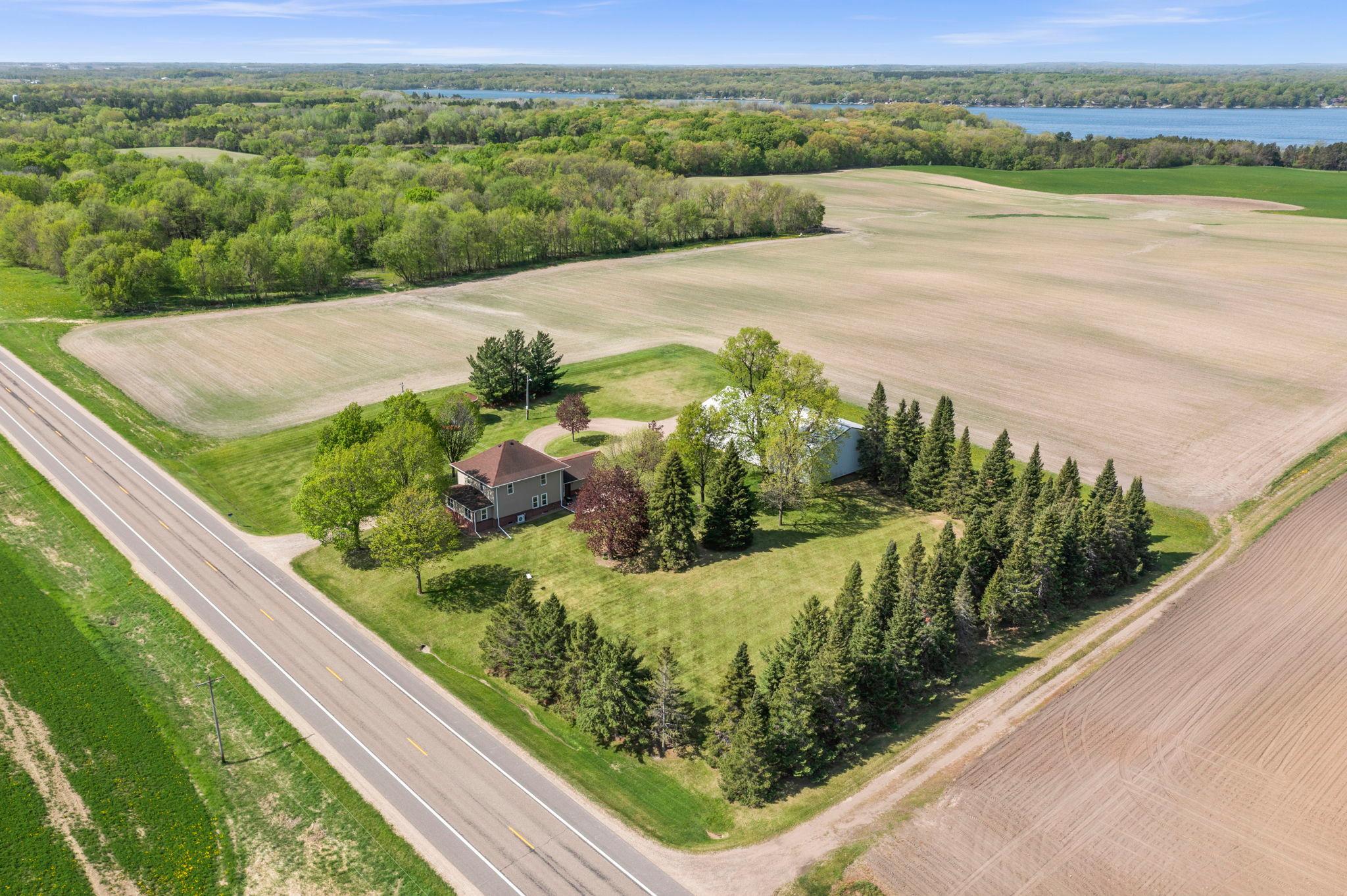 4-web-or-mls-8711 County Rd 7 NW-360.jpg
