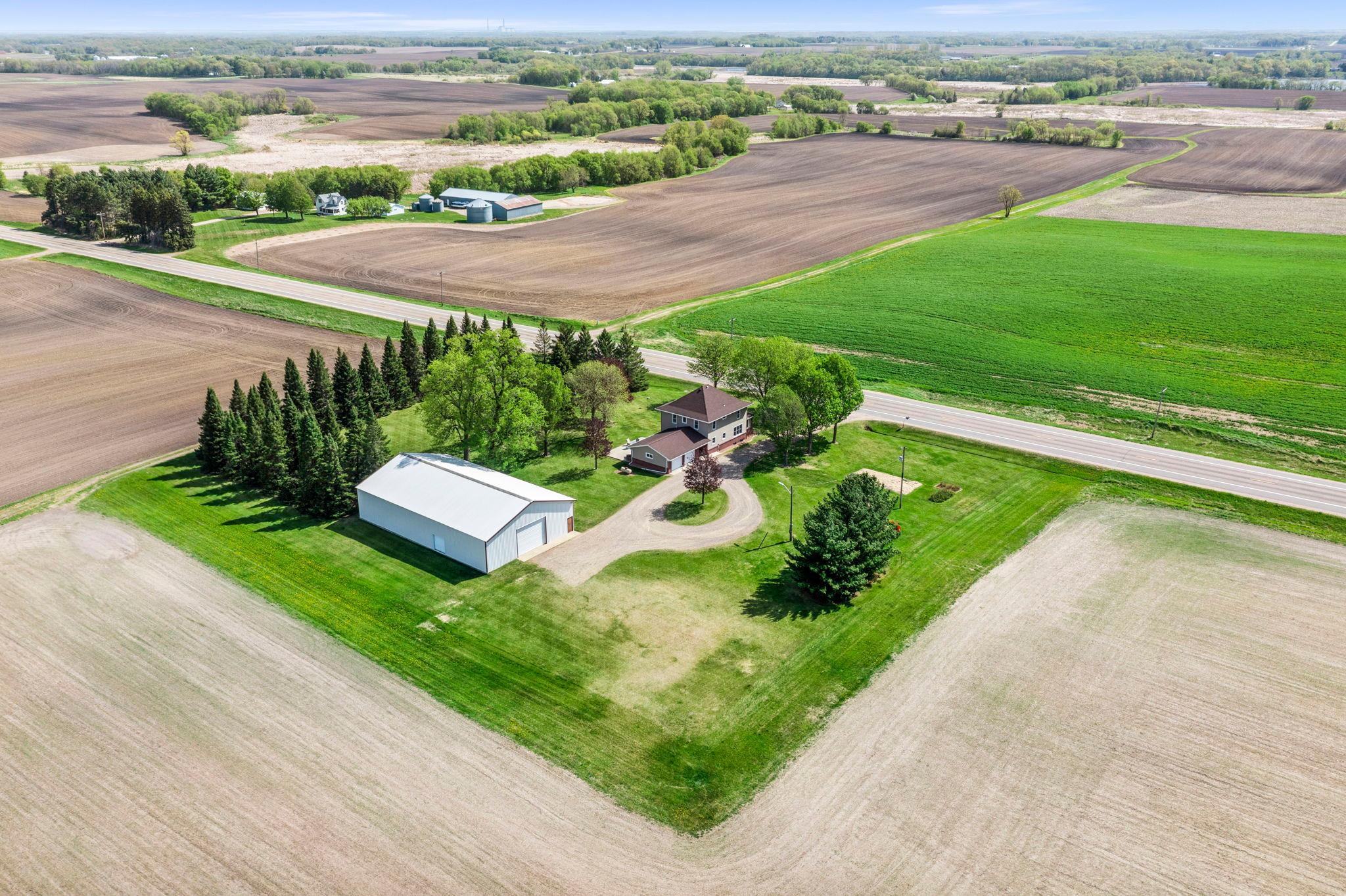 11-web-or-mls-8711 County Rd 7 NW-385.jpg