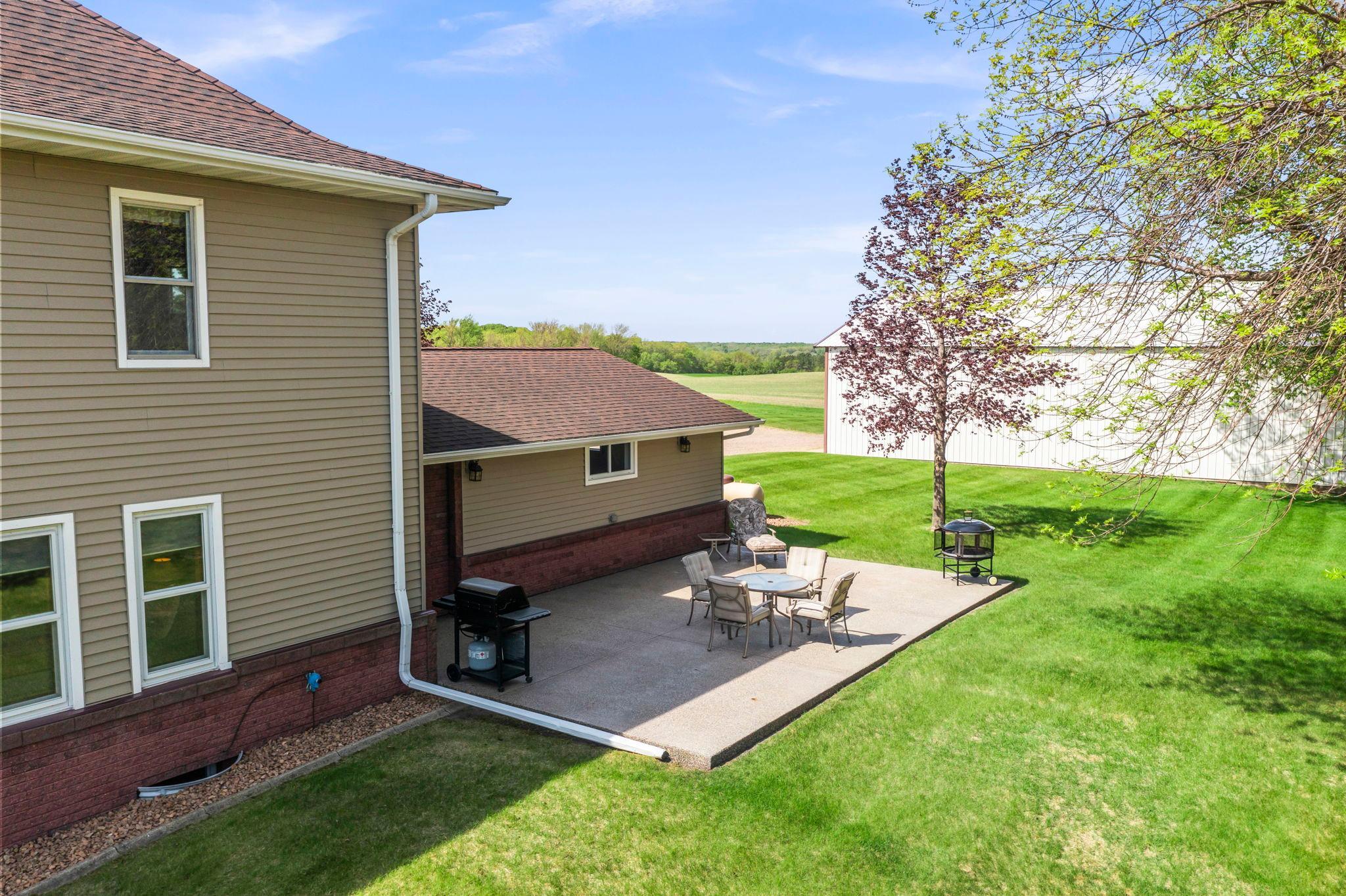 76-web-or-mls-8711 County Rd 7 NW-415.jpg