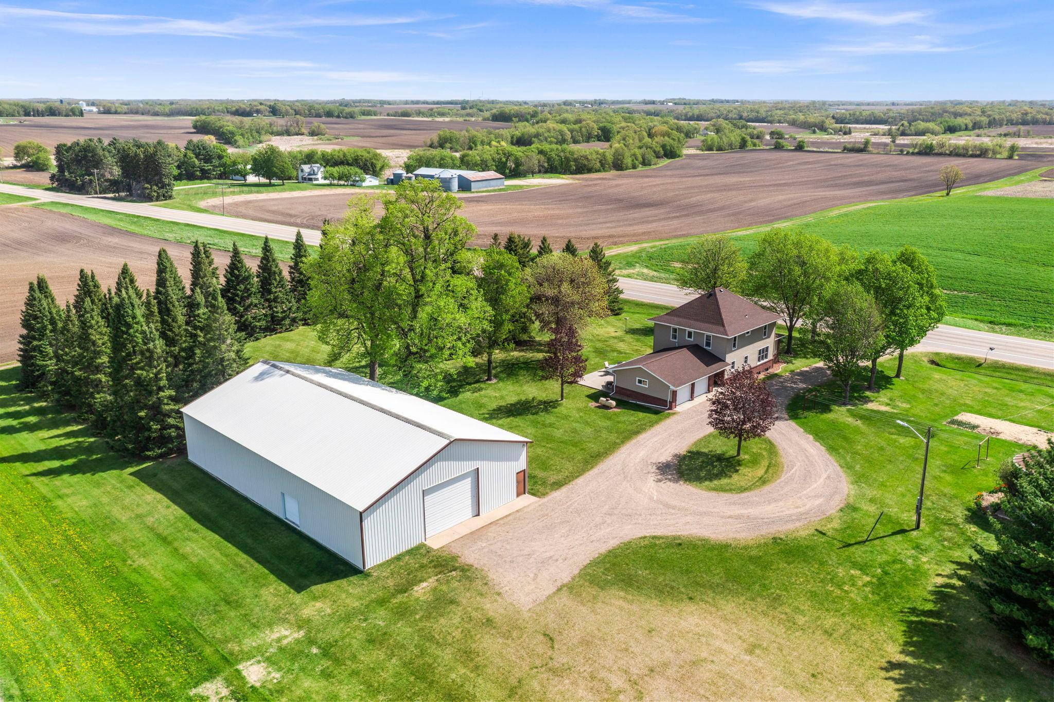 13-web-or-mls-8711 County Rd 7 NW-391.jpg