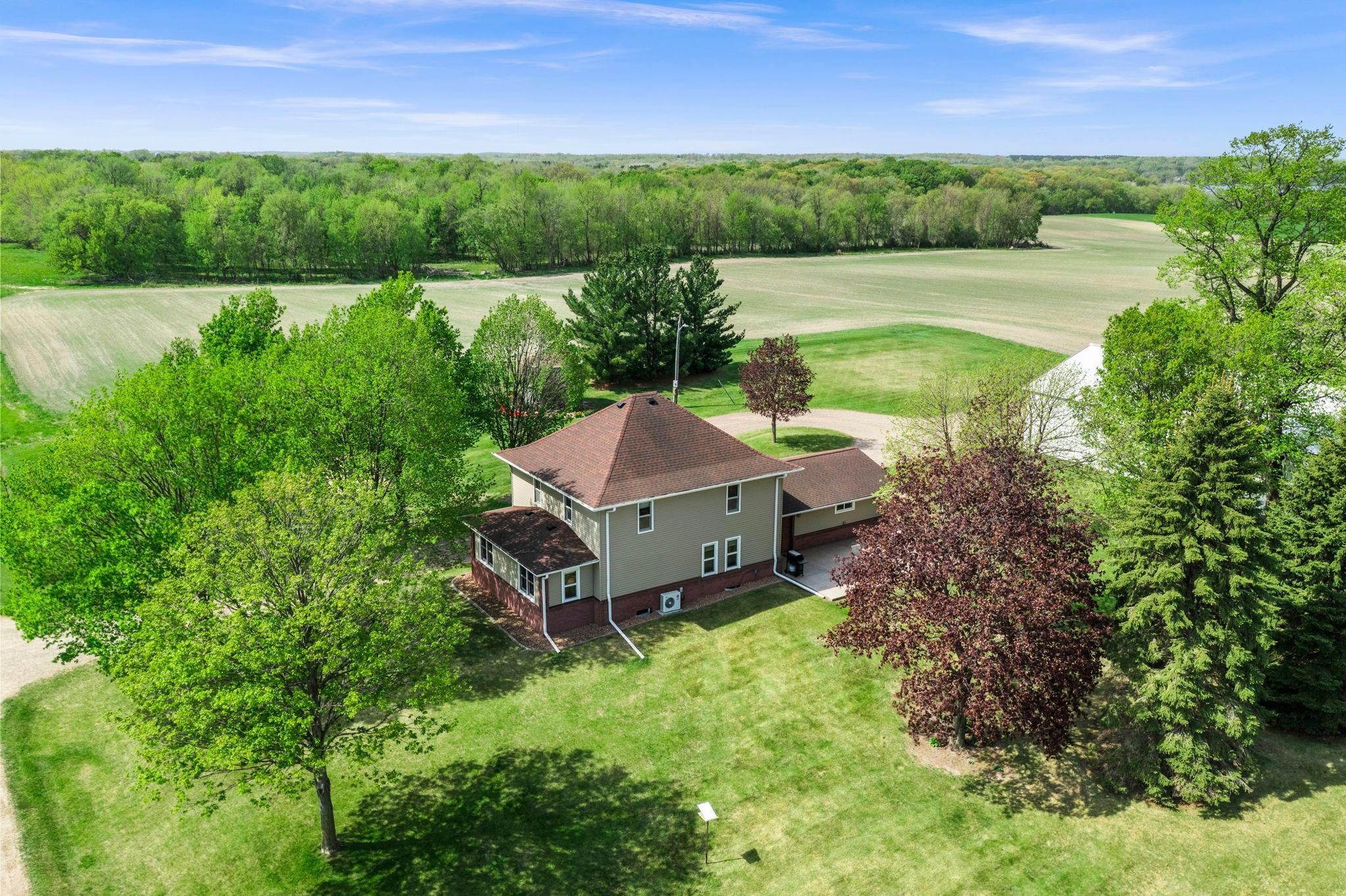 96-web-or-mls-8711 County Rd 7 NW-436.jpg