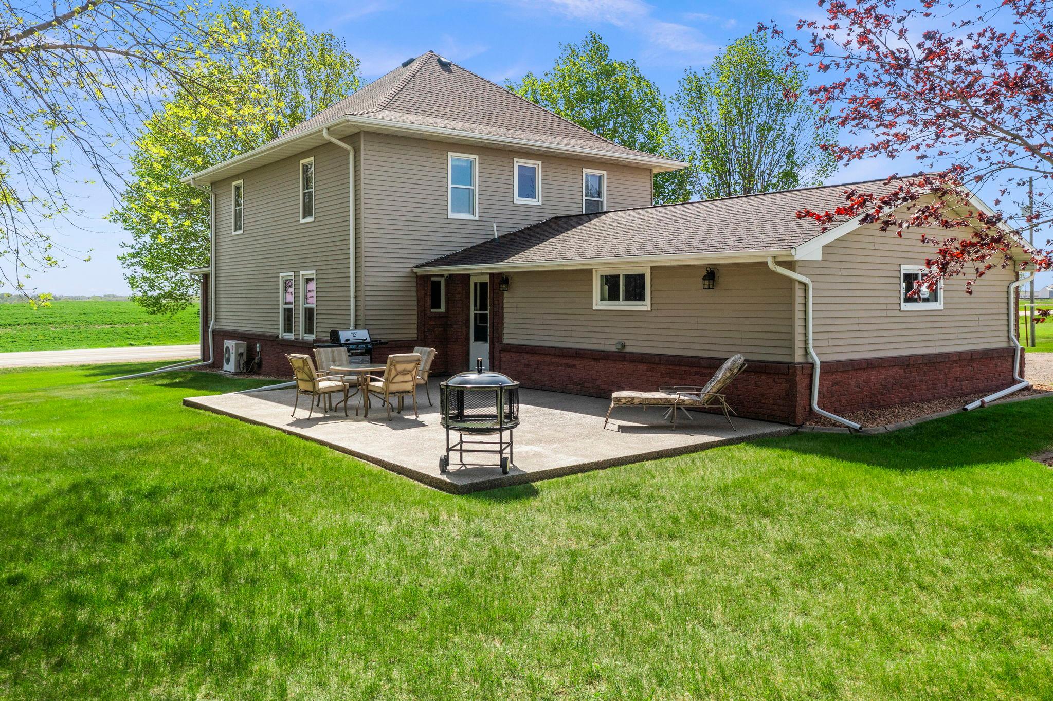 79-web-or-mls-8711 County Rd 7 NW-418.jpg