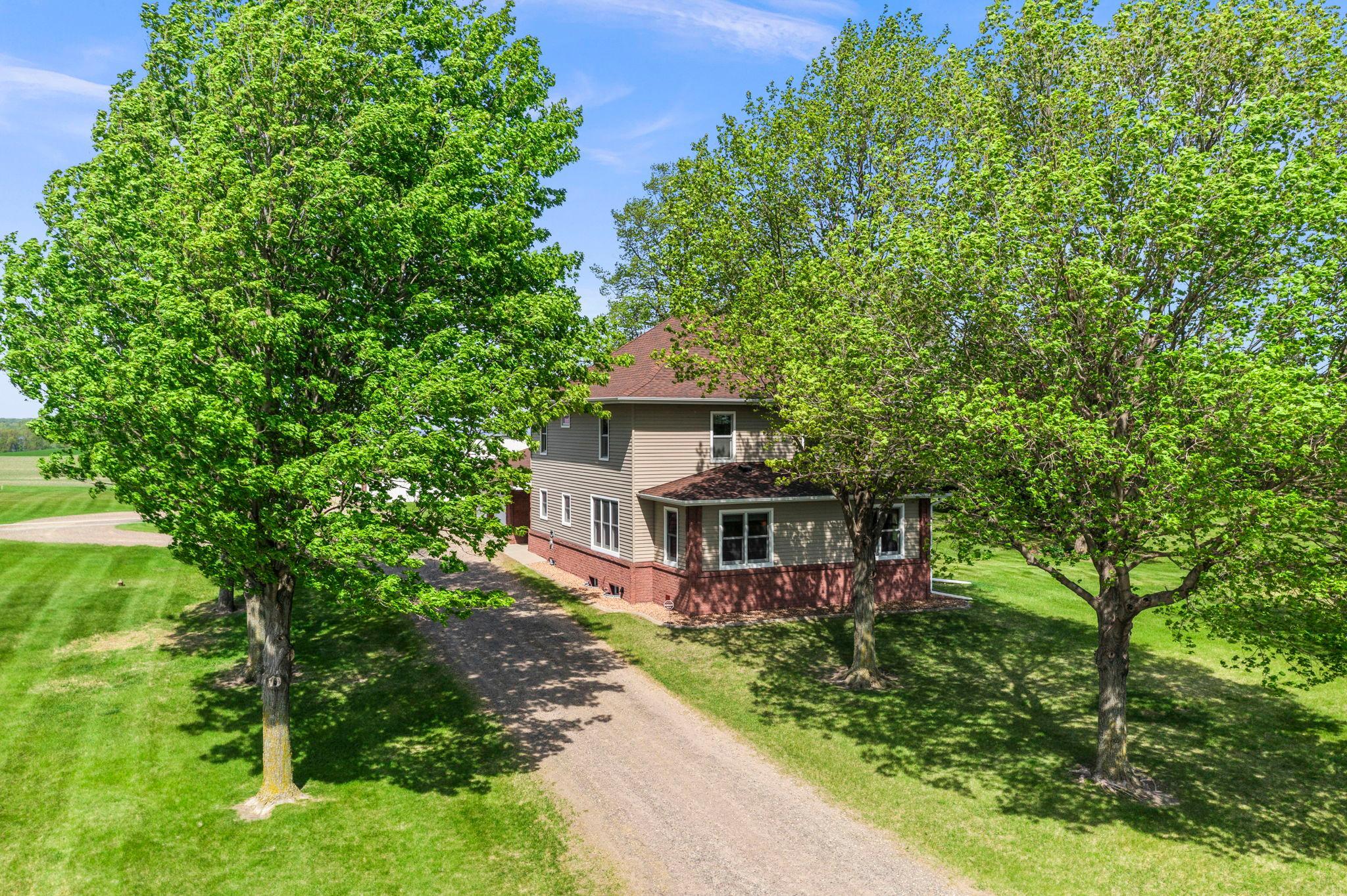 81-web-or-mls-8711 County Rd 7 NW-406.jpg