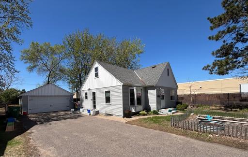 5413 Hampshire Avenue N, Minneapolis, MN 55428