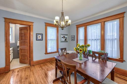 1017 18 1/2 Avenue NE, Minneapolis, MN 55418