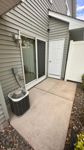 6213 Maclynn Avenue NE, Albertville, MN 55301