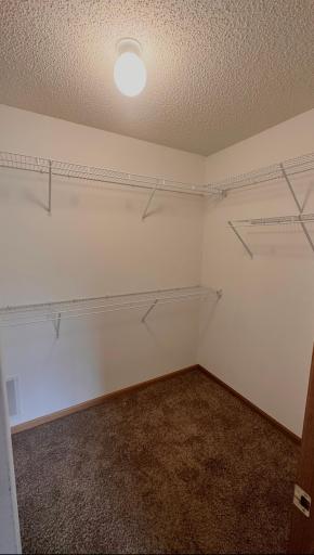 6213 Maclynn Avenue NE, Albertville, MN 55301