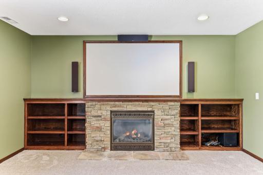 10360 Quail Avenue N, Minneapolis, MN 55443