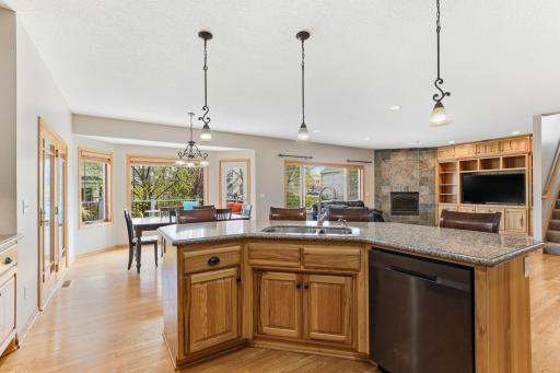 10360 Quail Avenue N, Minneapolis, MN 55443