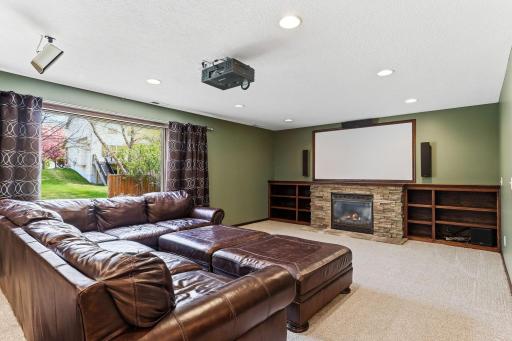 10360 Quail Avenue N, Minneapolis, MN 55443