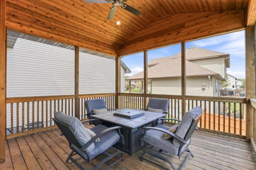 10360 Quail Avenue N, Minneapolis, MN 55443