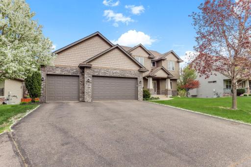 10360 Quail Avenue N, Minneapolis, MN 55443