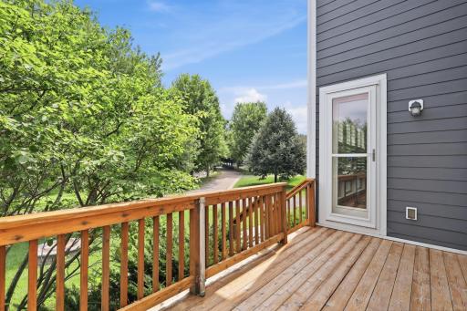 16872 Eagleview Drive, Lakeville, MN 55044