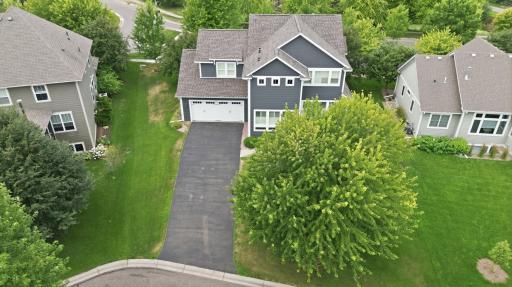 16872 Eagleview Drive, Lakeville, MN 55044
